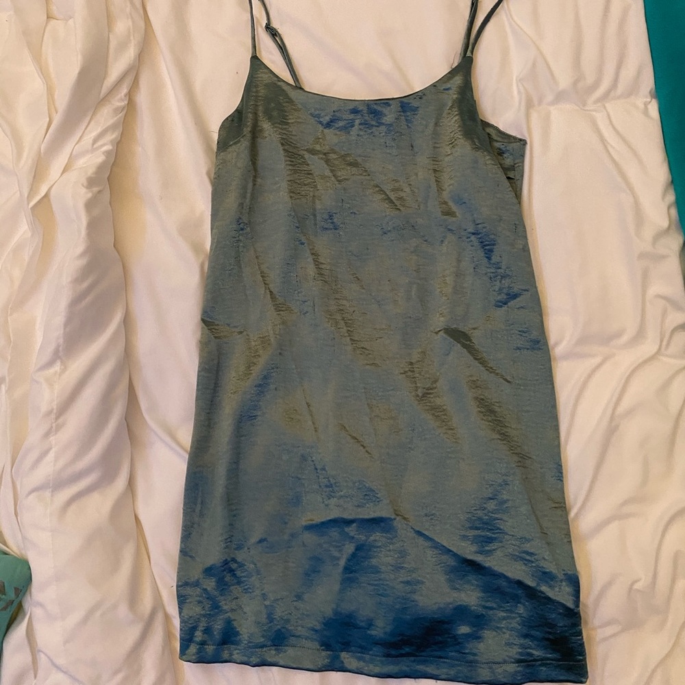 URBAN OUTFITTERS DRESS SIZE XS LIGHTLY WORN